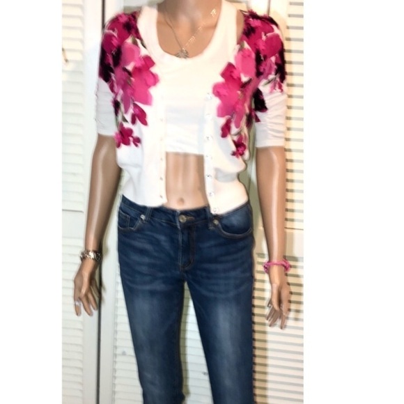 INC International Concepts White mini cardigan with Hot Pink Embellished flowers - Picture 11 of 12